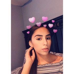 Meet your Posher, Fatima